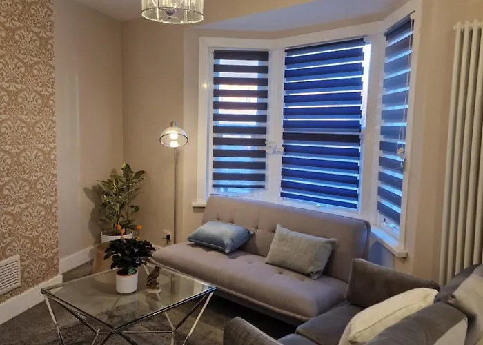 Bean Apartment -2 Double Bed Rooms And Sofa Bed
