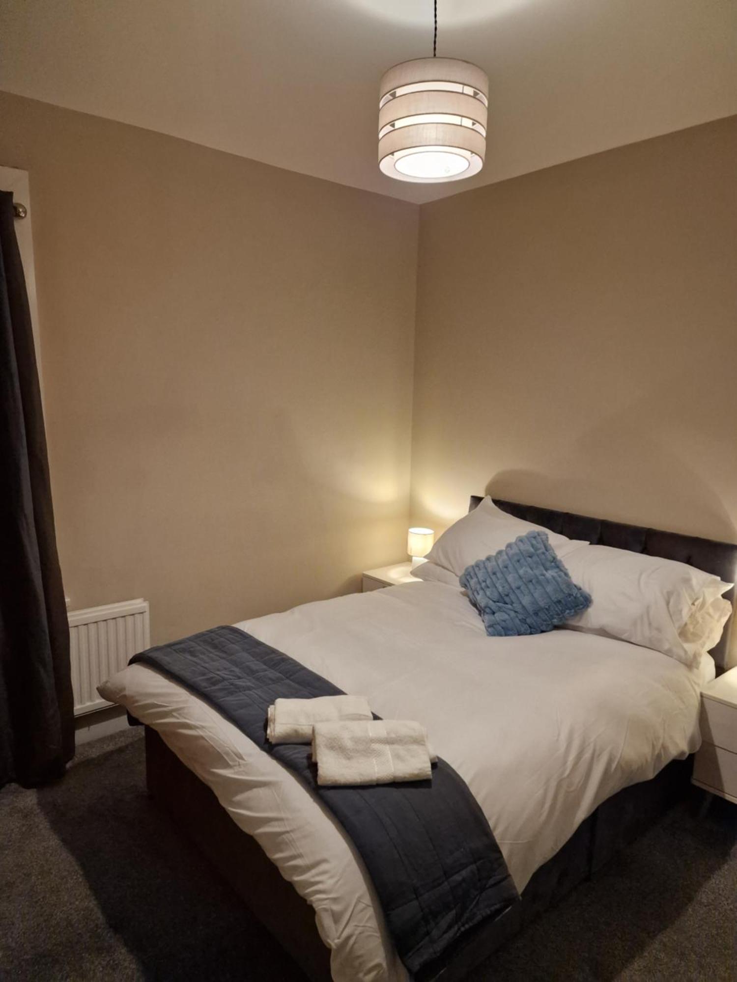 Bean -2 Double Bed And Sofa Bed *