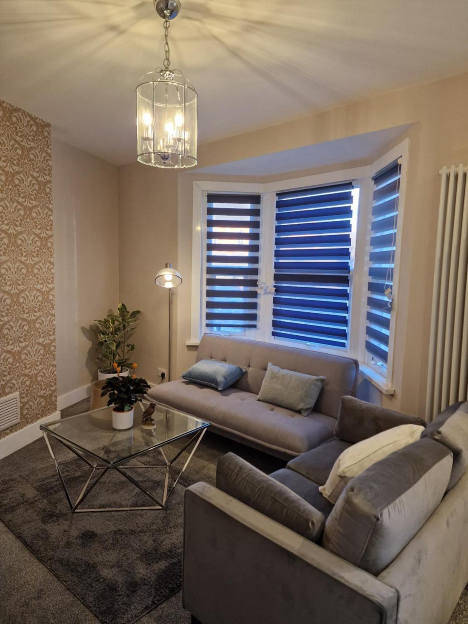 Bean -2 Double Bed And Sofa Bed Apartment