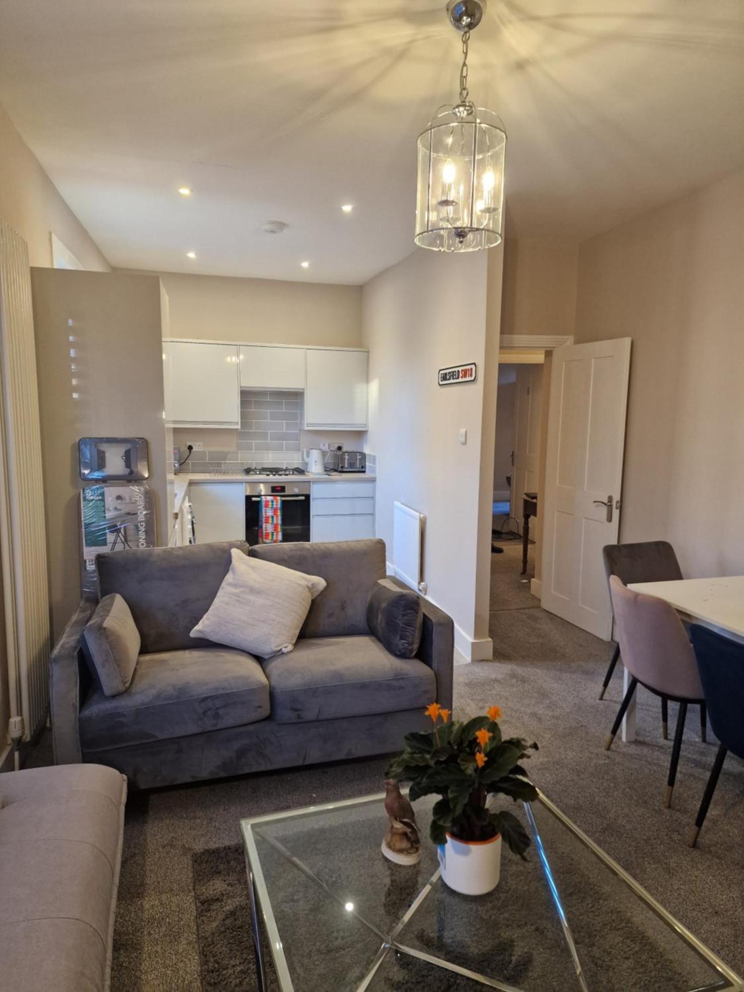 Bean -2 Double Bed And Sofa Bed * London